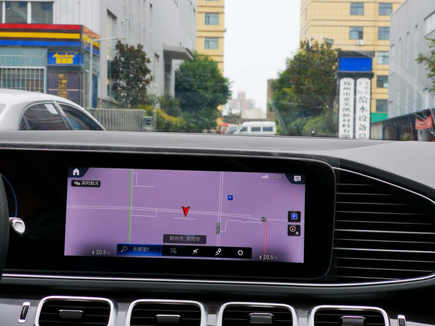 AG乐投手机注册在车载玻璃上的运用